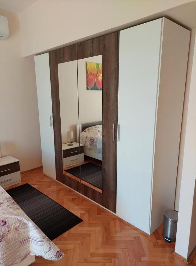 Ferienwohnung Rubin Ika Exterior foto